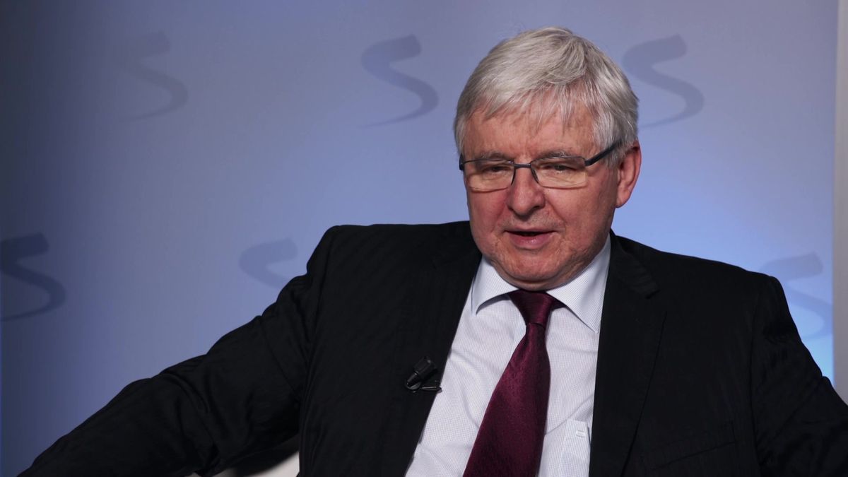 Guvernér Rusnok by použil kurz koruny k oslabení inflace